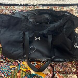 Under Armour Black Unisex Duffel Tote Bag